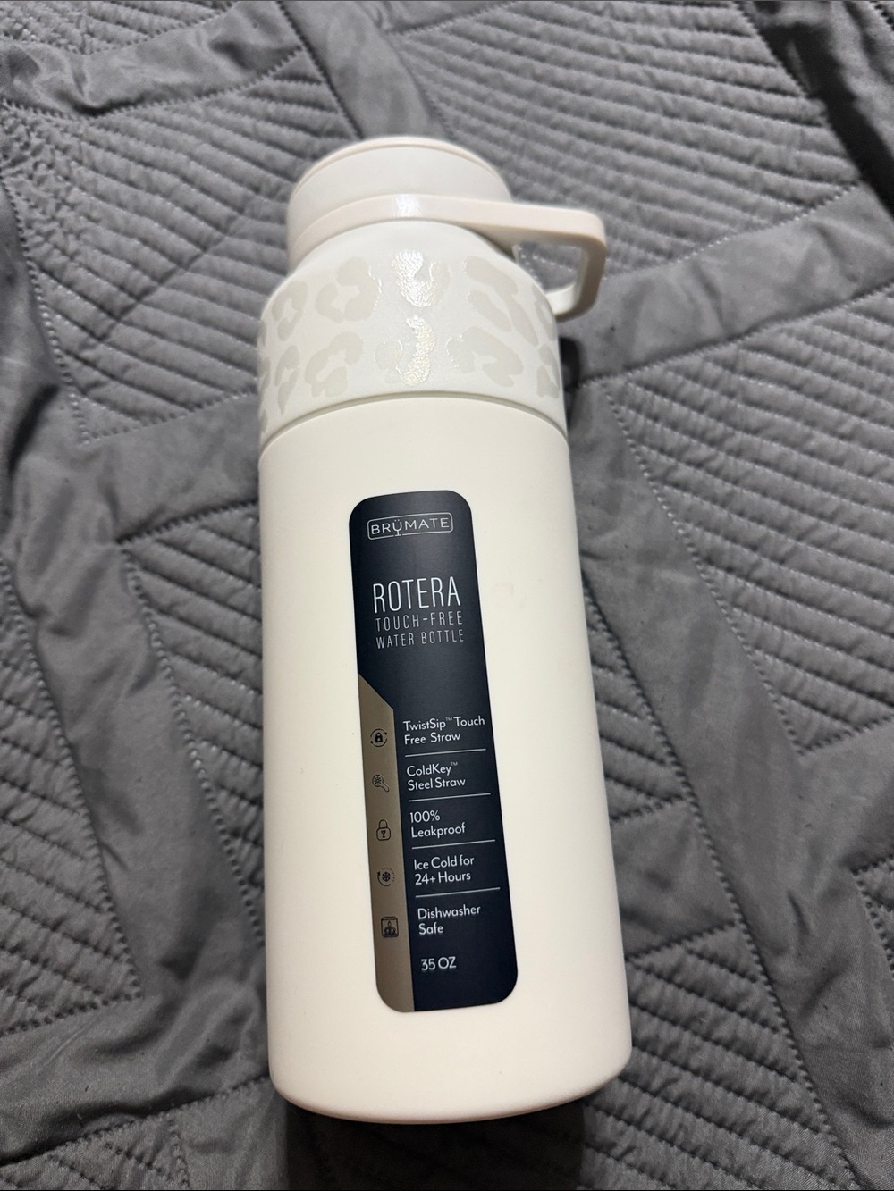 BrüMate Rotera 35 oz limestone leopard